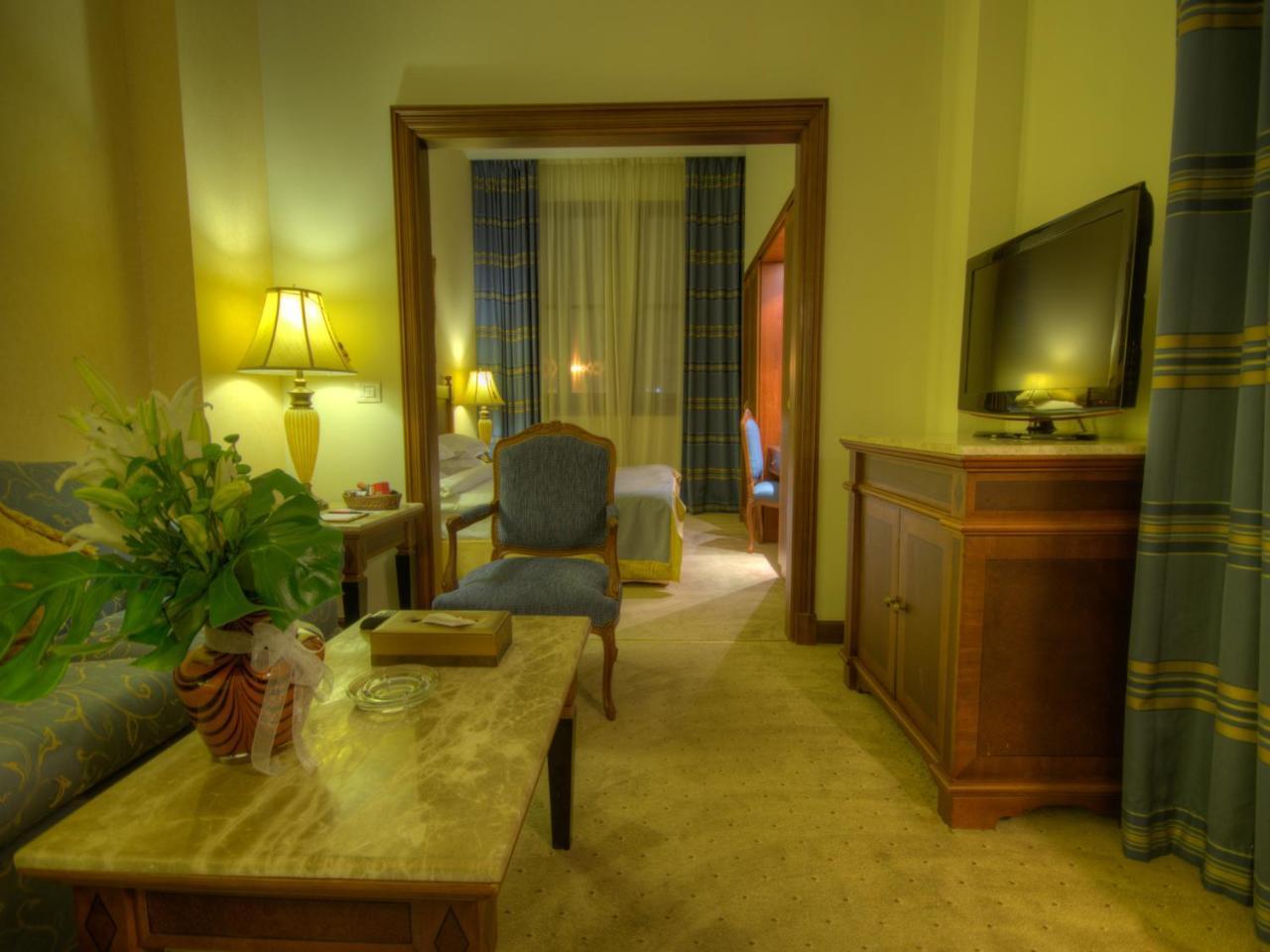 Le Patio Boutique Hotel Beirut Downtown Ngoại thất bức ảnh