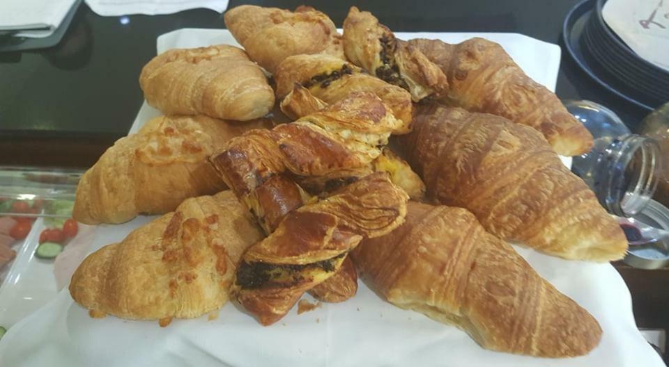 Le Patio Boutique Hotel Beirut Downtown Ngoại thất bức ảnh
